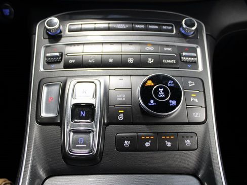 Used 2023 Hyundai Santa Fe Calligraphy image 31