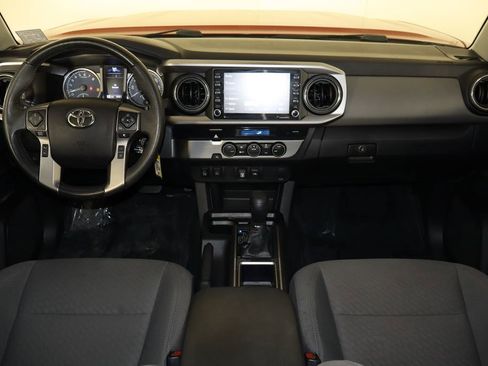 Used 2022 Toyota Tacoma SR5 w/ Technology Package RWD image 13