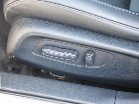 Used 2024 Honda Civic EX-L image 11