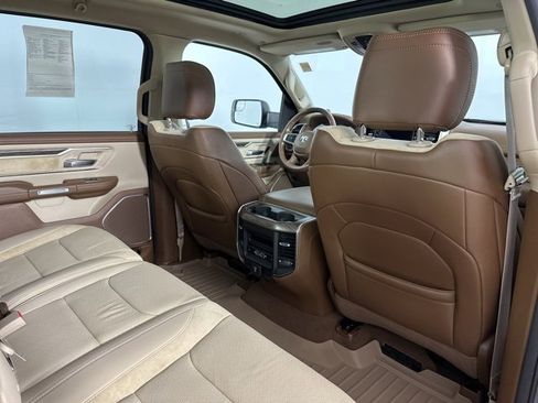 Used 2019 RAM 1500 Laramie image 28