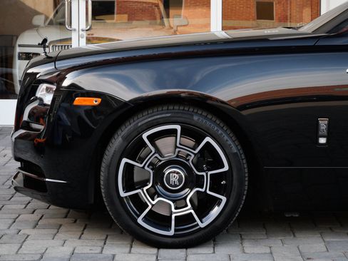 Certified 2017 Rolls-Royce Wraith image 12