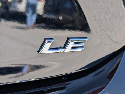 Used 2026 Toyota Camry LE image 9