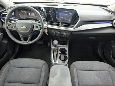Used 2024 Chevrolet Trax LS w/ Driver Confidence Package image 14