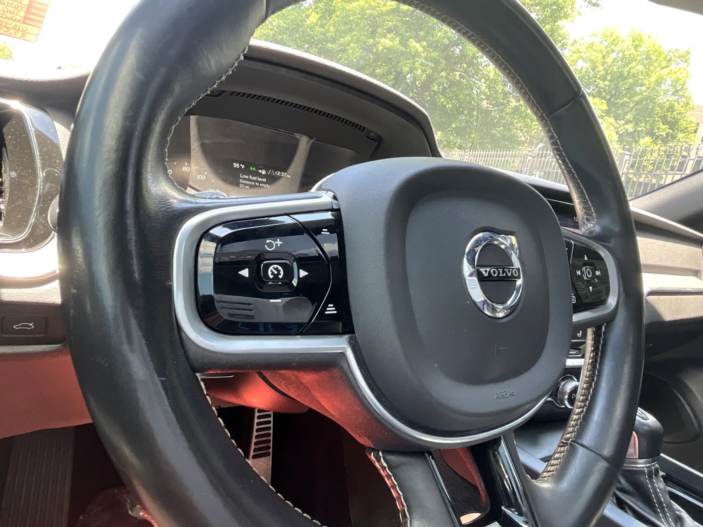 Used 2019 Volvo S60 T6 R-Design AWD/4WD image 21