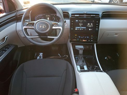 Certified 2024 Hyundai Tucson SEL AWD/4WD image 12