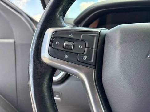 Used 2021 Chevrolet Silverado 1500 LT AWD/4WD image 40