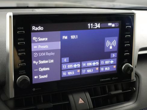 Used 2022 Toyota RAV4 SE w/ Convenience Package AWD/4WD image 32
