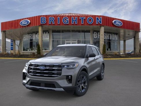 Used 2026 Ford Explorer Active w/ Active Comfort Package AWD/4WD image 4
