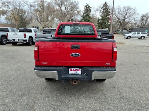 Used 2011 Ford F250 XL w/ XL Value Pkg image 4