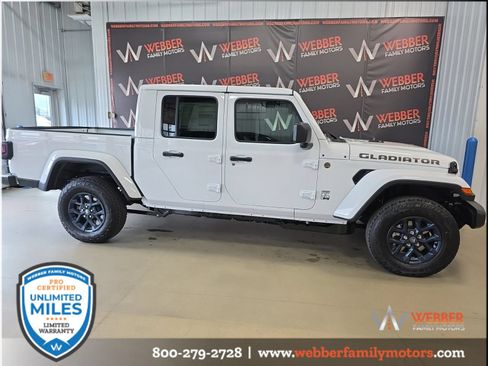 New 2026 Jeep Gladiator Sport AWD/4WD image 3