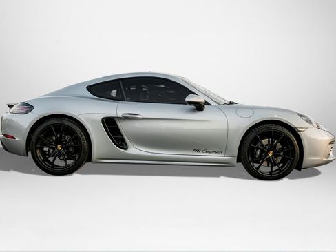 Used 2022 Porsche 718 Cayman image 5