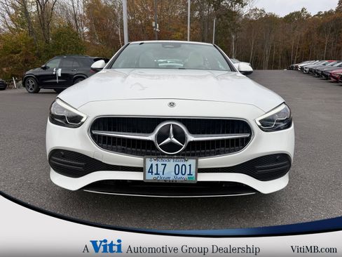 Used 2025 Mercedes-Benz C 300 4MATIC Sedan image 3