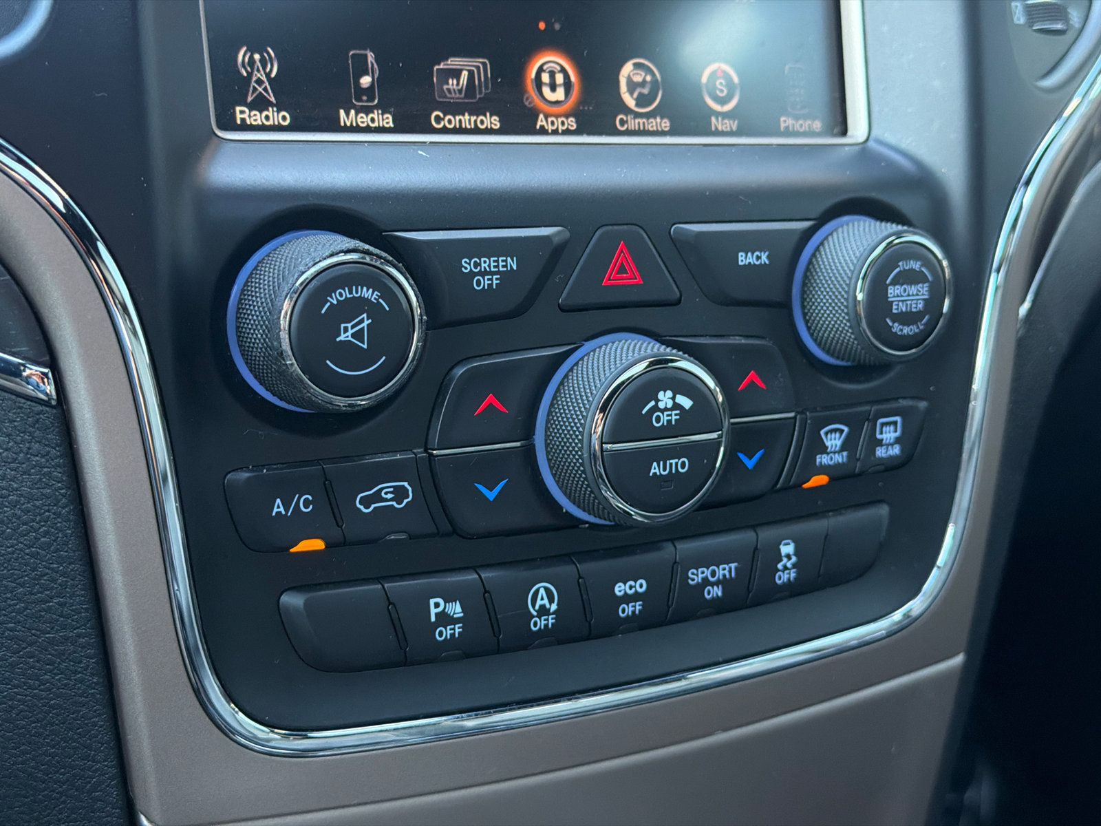 Used 2017 Jeep Grand Cherokee Limited AWD/4WD image 28