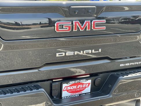 Used 2020 GMC Sierra 3500 Denali w/ Denali Ultimate Package AWD/4WD image 12