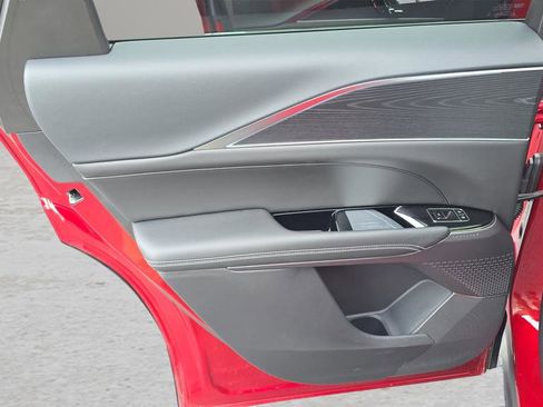 Certified 2025 Cadillac Lyriq Sport image 17