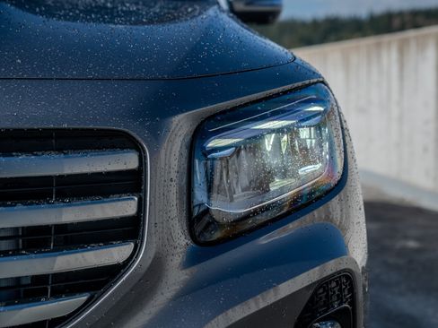 Certified 2026 Mercedes-Benz GLB 250 4MATIC image 7