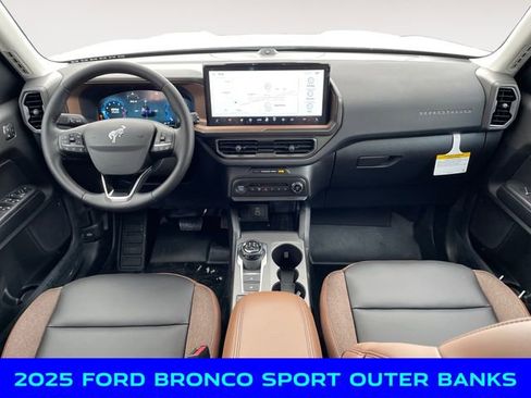 New 2025 Ford Bronco Sport Outer Banks w/ Sasquatch Outer Banks Package image 10