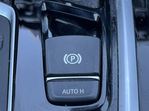 Used 2021 BMW X3 sDrive30i w/ Convenience Package RWD image 10
