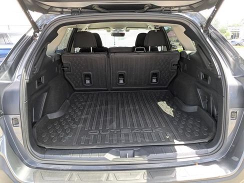 Used 2020 Subaru Outback Premium AWD/4WD image 30