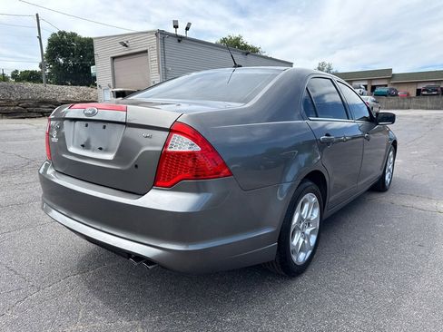 Used 2010 Ford Fusion SE FWD image 6