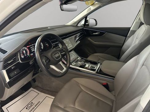 Used 2024 Audi Q7 3.0T Premium Plus AWD/4WD image 9