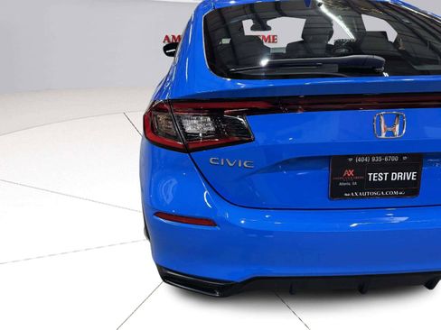 Used 2023 Honda Civic Sport image 14