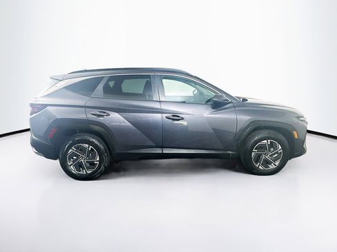 Used 2025 Hyundai Tucson Blue image 10