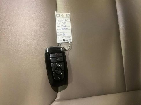 Used 2024 Ford Explorer XLT w/ Equipment Group 202A AWD/4WD image 30