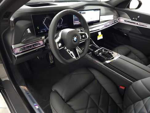 New 2026 BMW 740i xDrive image 13