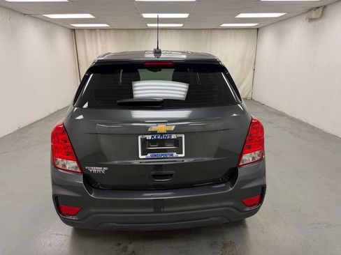 Used 2020 Chevrolet Trax LS FWD image 4