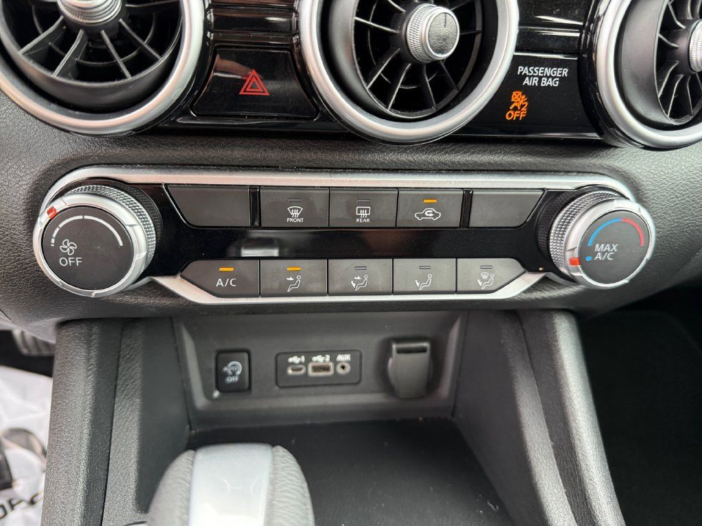 Used 2025 Nissan Sentra SV FWD image 29