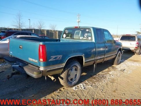 Used 1998 Chevrolet Silverado 1500 4x4 Extended Cab w/ Preferred Equipment Group 2 image 4