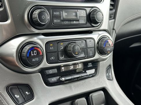 Used 2016 Chevrolet Tahoe LT image 17