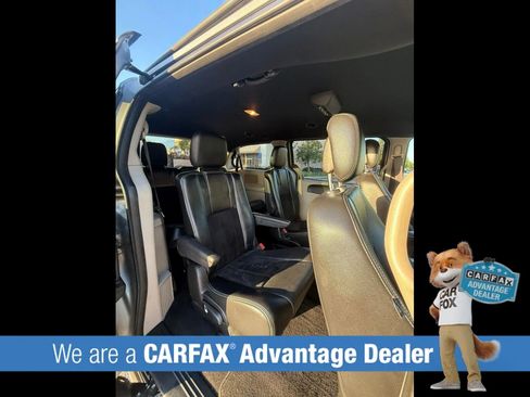 Used 2017 Dodge Grand Caravan SXT FWD image 17