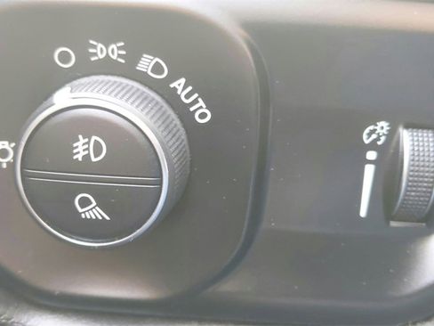 Used 2024 RAM 2500 Big Horn image 28