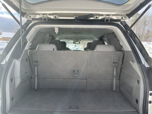 Used 2016 GMC Acadia SLE image 10