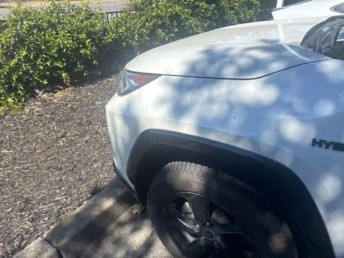 Used 2021 Toyota RAV4 XSE w/ XSE Grade Weather Package AWD/4WD image 18