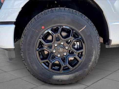 New 2025 Ford F150 XLT w/ Equipment Group 302A MID image 11