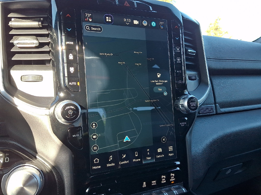 Used 2022 RAM 1500 Laramie w/ Sport Appearance Package AWD/4WD image 3