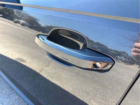 Used 2017 Audi A4 2.0T Prestige image 18