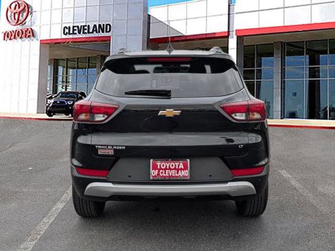 Used 2025 Chevrolet TrailBlazer LT w/ Driver Confidence Package image 6