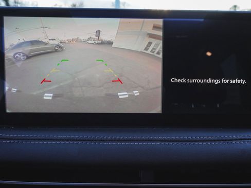 Used 2025 INFINITI QX60 Pure w/ Cargo Package image 18