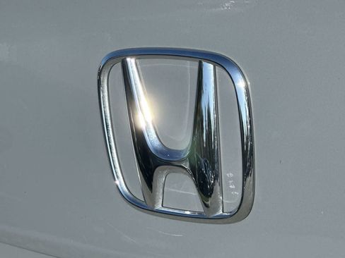 Used 2025 Honda Civic Sport image 10