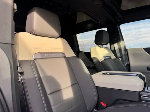 Used 2026 GMC Hummer EV SUV image 25