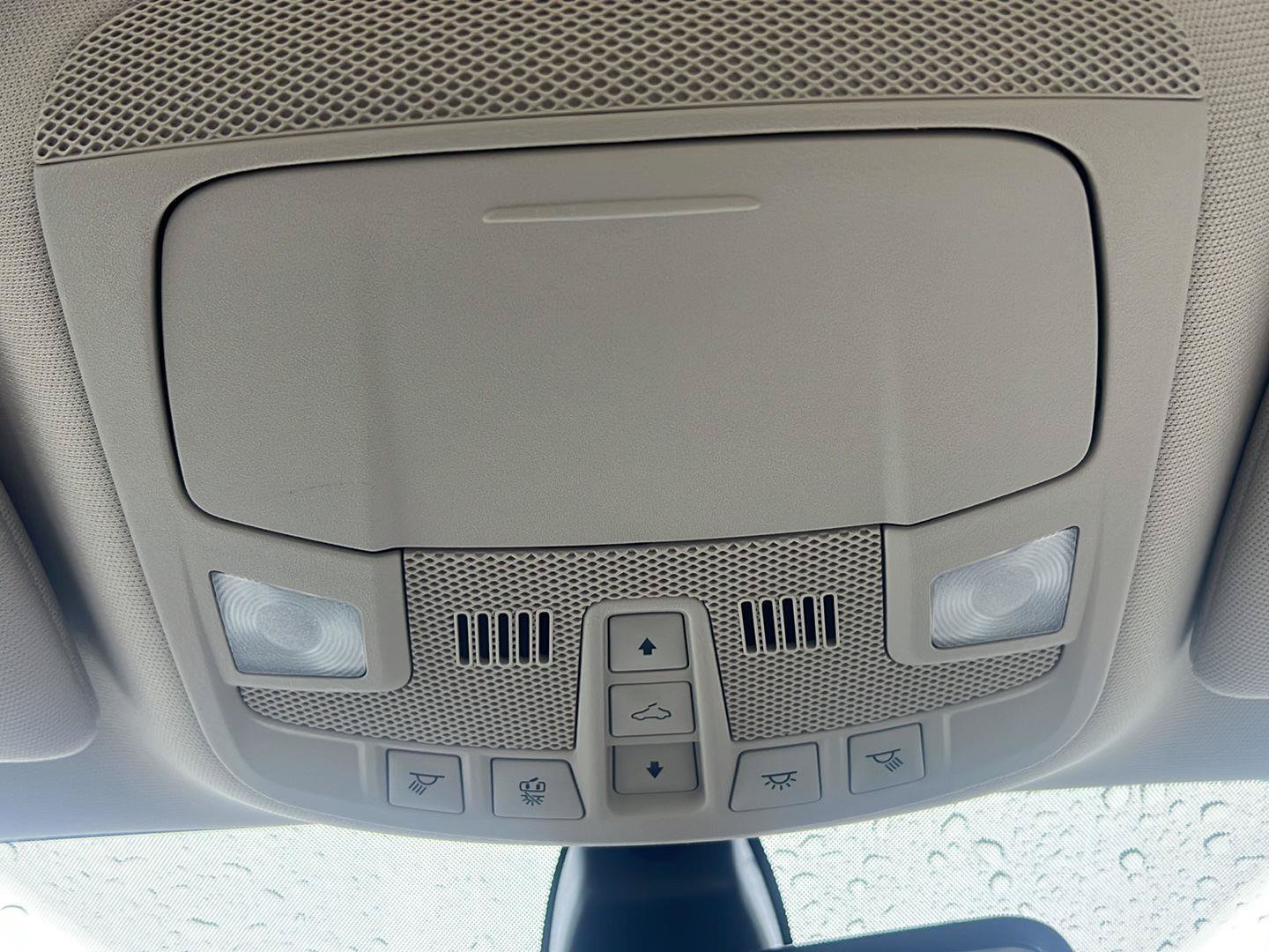 Used 2018 Ford Fusion Platinum FWD image 15