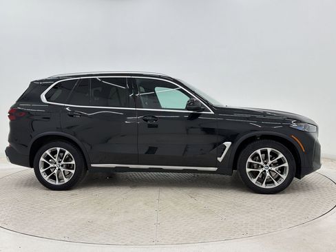 Used 2024 BMW X5 xDrive40i w/ Premium Package AWD/4WD image 8