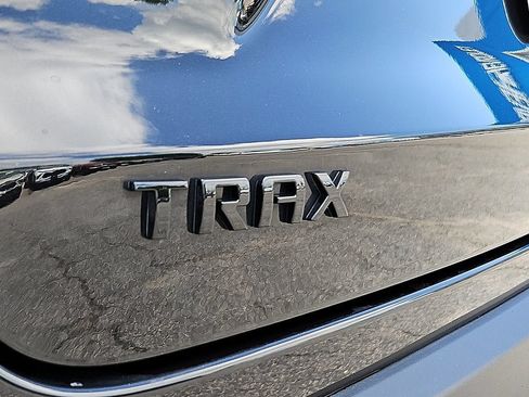 Certified 2024 Chevrolet Trax RS w/ Driver Confidence Package FWD image 32