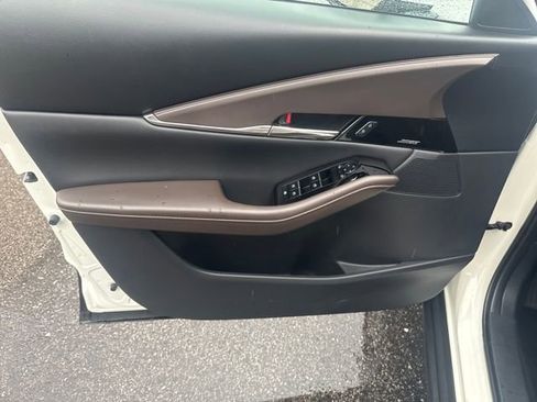 Used 2021 MAZDA CX-30 AWD 2.5 S w/ Premium Package image 10