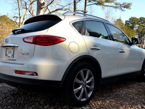 Used 2014 INFINITI QX50 Journey w/ Premium Package image 6
