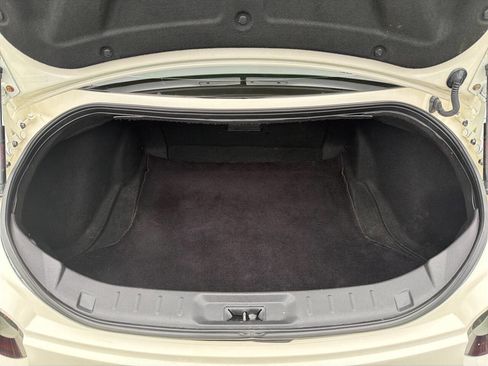 Used 2013 Nissan GT-R Premium image 10